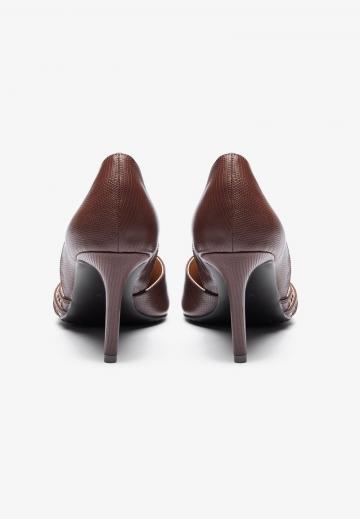 Туфли на высоком каблуке