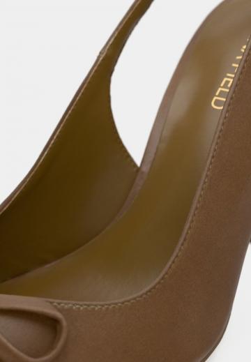 Туфли на высоком каблуке