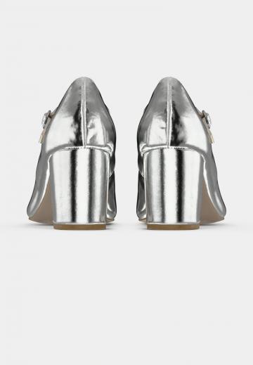 Туфли с ремешком