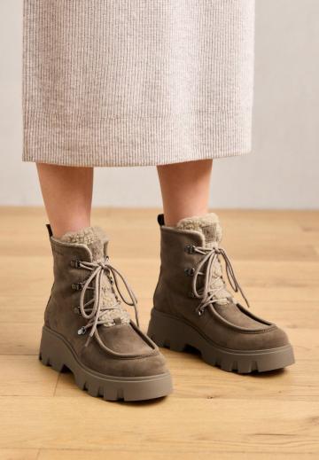 Зимние ботинки