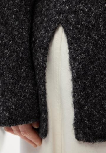 Длинный пуловер