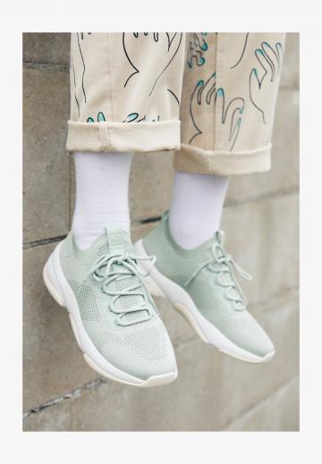 Гандбольные кроссовки