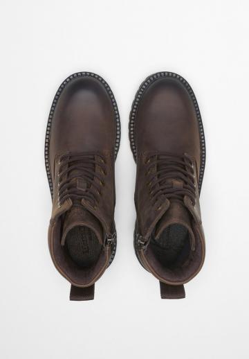 Ботинки на шнуровке