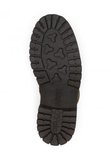 Ботинки на шнуровке