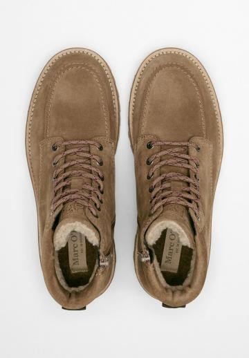 Зимние ботинки