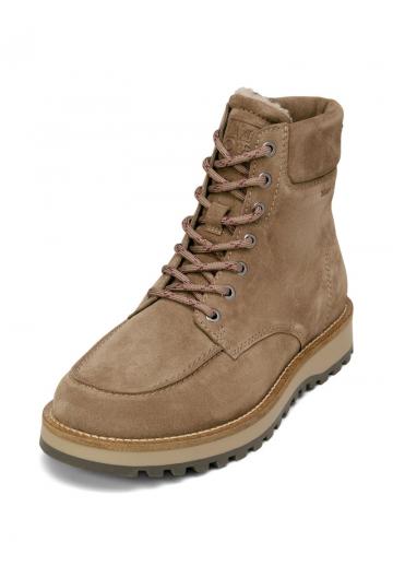 Зимние ботинки