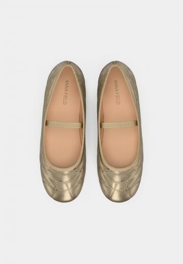 Спортивные балетки