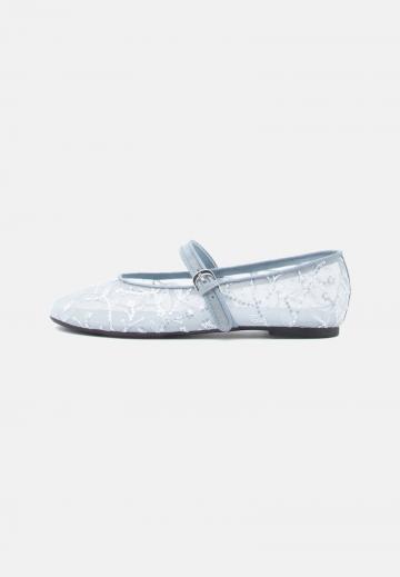 Спортивные балетки