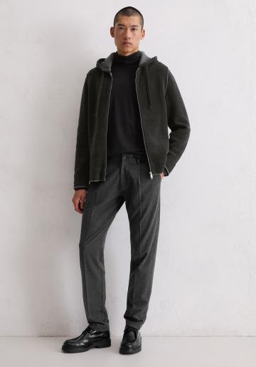 Вязаная кофта