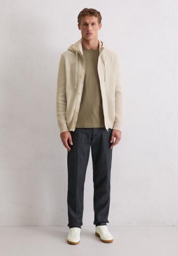 Вязаная кофта