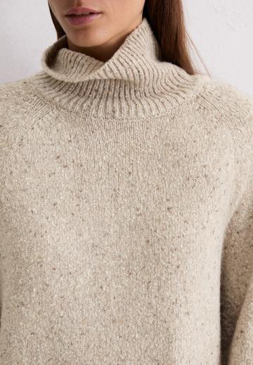 Вязаное платье