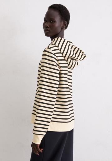 Пуловер с капюшоном