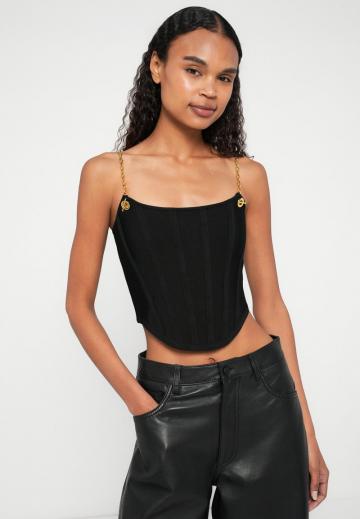 Топ на бретельках