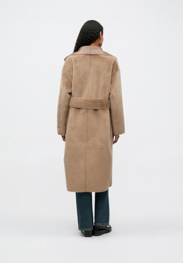 Шерстяное пальто