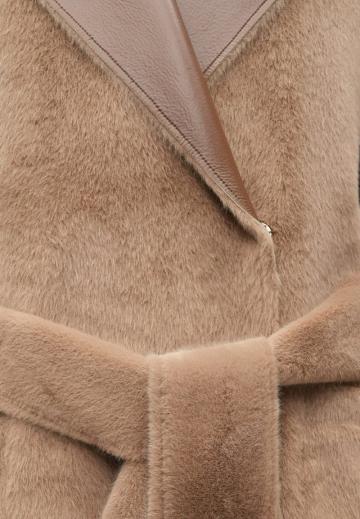 Шерстяное пальто