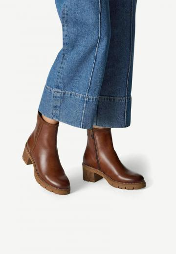 Полусапожки на платформе