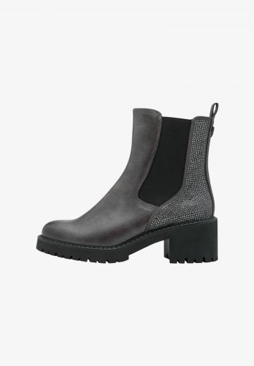 Полусапожки на платформе