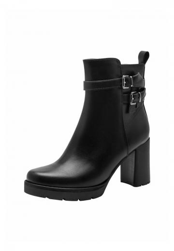 Полусапожки на высоком каблуке