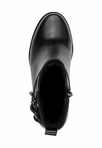 Полусапожки на высоком каблуке