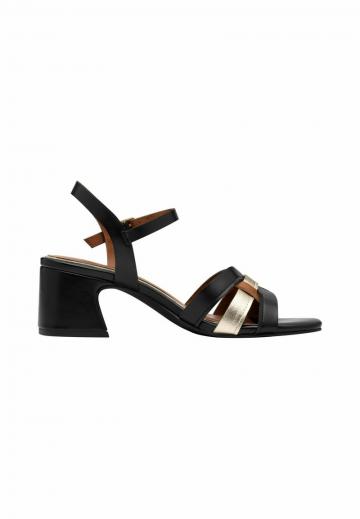 Гандбольные кроссовки