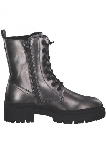 Ботинки на шнуровке