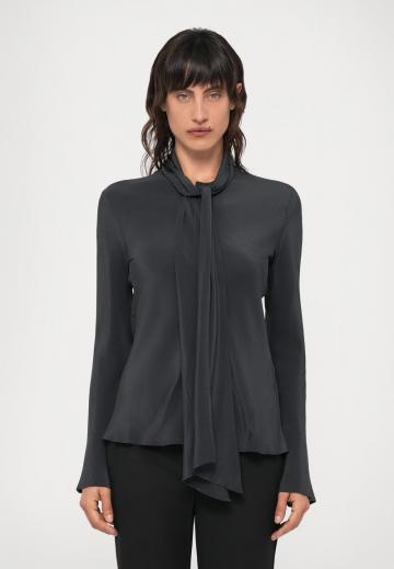 Шелковая блузка