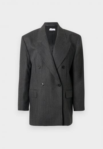 Длинный блейзер