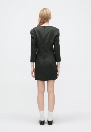 Короткое платье