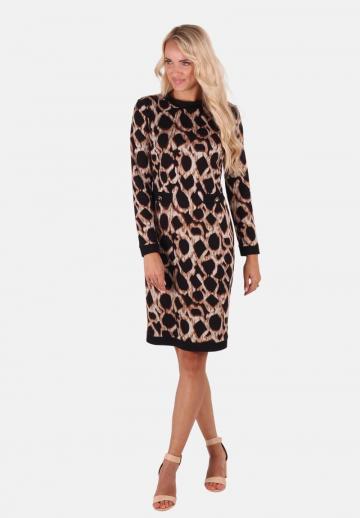 Платье футляр