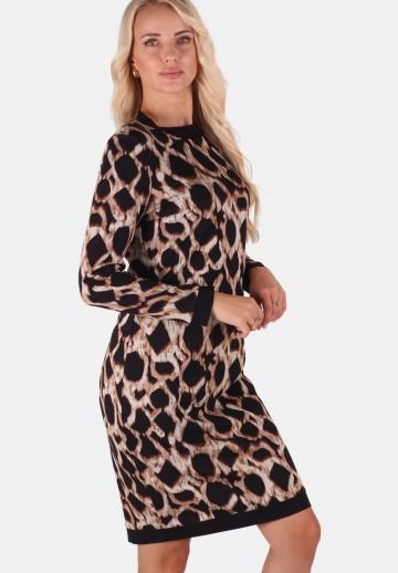 Платье футляр