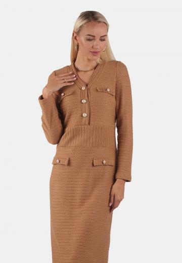 Вязаное платье