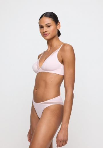 Бюстгальтер без косточек