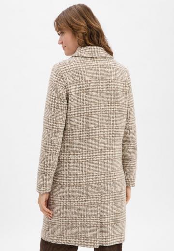 Короткое пальто