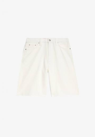 Джинсовые шорты