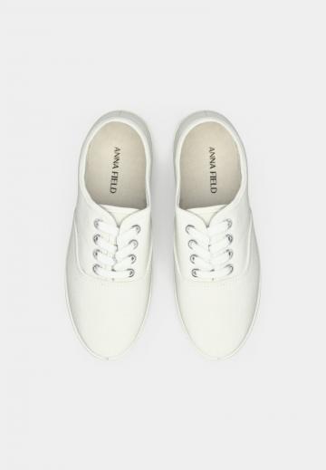 Спортивные балетки