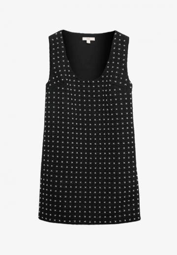 Короткое платье