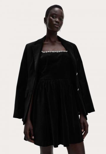 Короткое платье