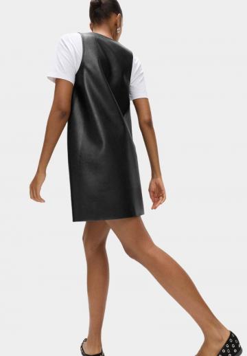 Короткое платье