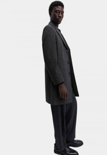 Короткое пальто