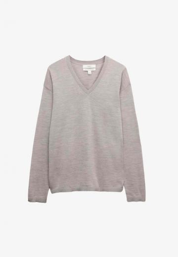 Пуловер с вырезом V