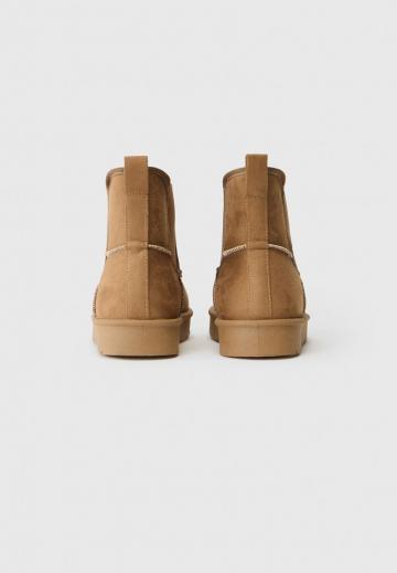 Ботинки челси