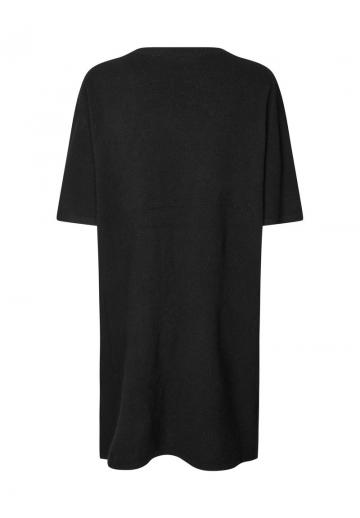 Вязаное платье