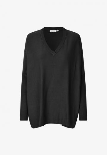 Длинный пуловер