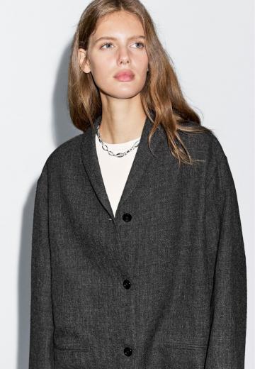 Короткое пальто