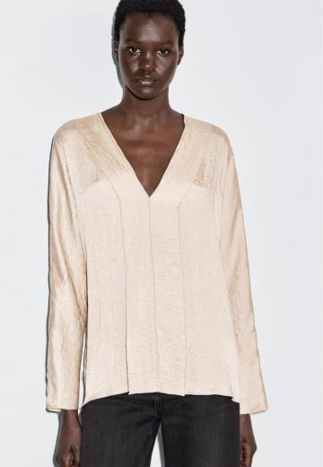 Атласная блузка