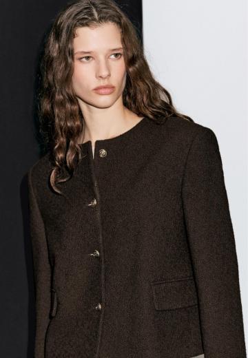 Короткая куртка