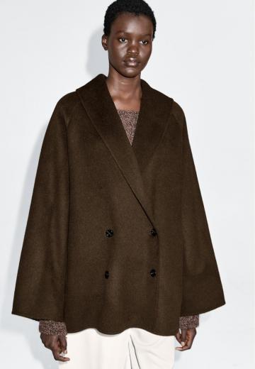 Короткое пальто