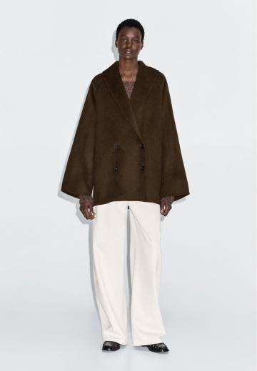 Короткое пальто