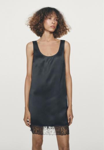 Короткое платье