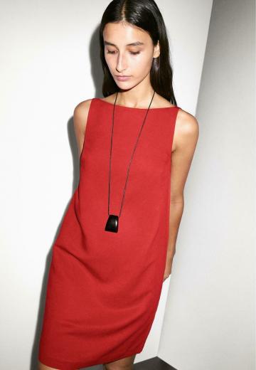 Короткое платье